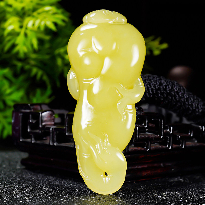 省大师郭磊鸡油黄新疆若羌料和田玉黄玉挂件吊坠人生如意32.8克