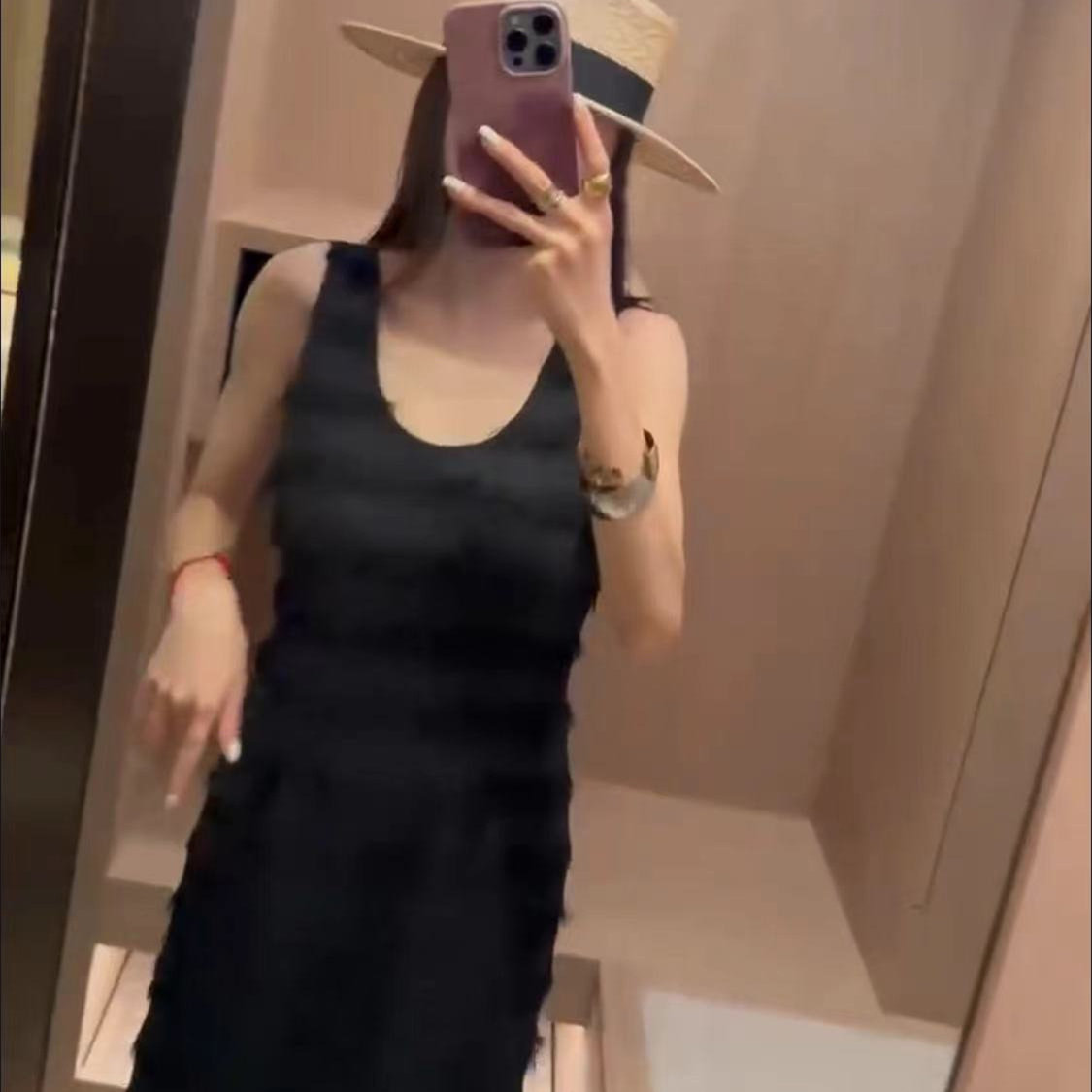 欧洲站欧货2024秋季新款时尚潮款休闲百搭修身连衣裙女 价格私聊