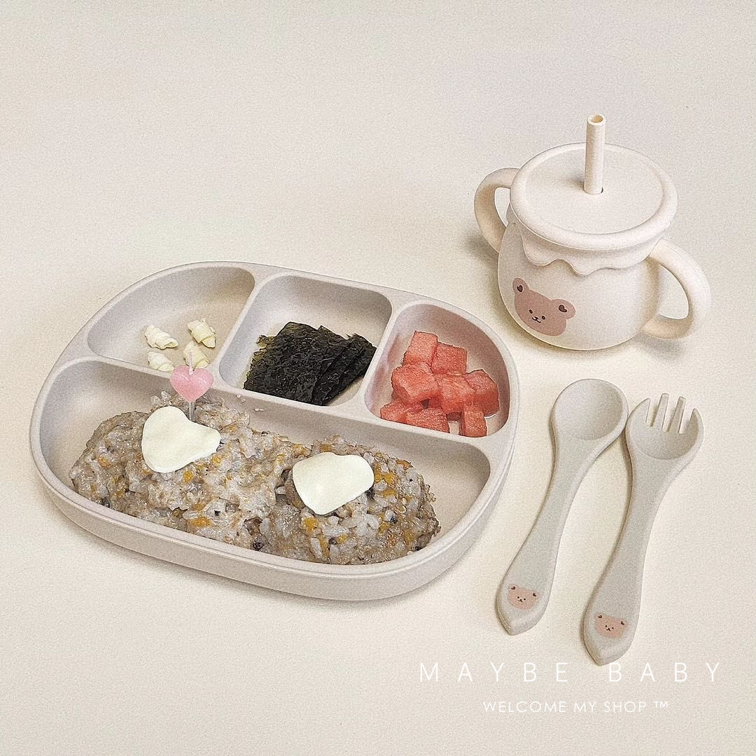 韩国ins儿童餐盘硅胶婴儿辅食碗宝宝吸盘式防摔分格卡通餐具套装