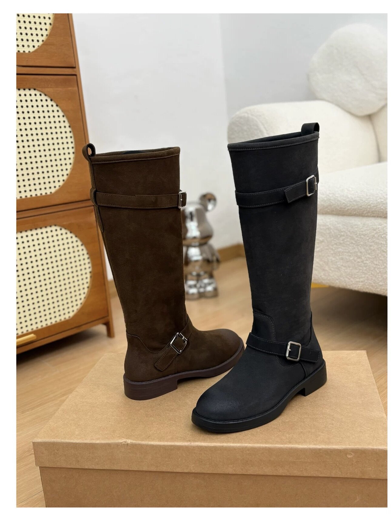 欧货2025新款复古皮带扣骑士靴女中筒靴不过膝长靴百搭真皮瘦瘦靴