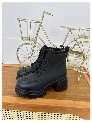 7CM增高小香风韩版时尚厚底马丁靴女2025冬款休闲松糕鞋短靴棉靴