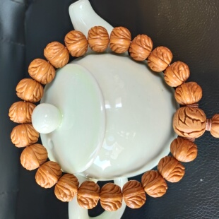 秦岭野生文玩龙纹桃核细纹金鱼肚手串手持玉龙脊流行时尚 饰品