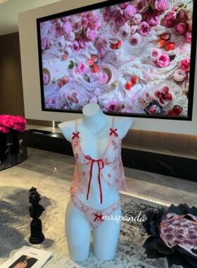 MrsPanda·粉黛佳人·吊带睡裙透视蕾丝性感花朵情趣甜美蝴蝶粉色