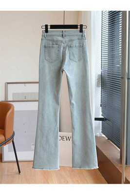 2025年春夏新款百搭高腰显瘦修身牛仔裤女简约时尚百搭微喇拖