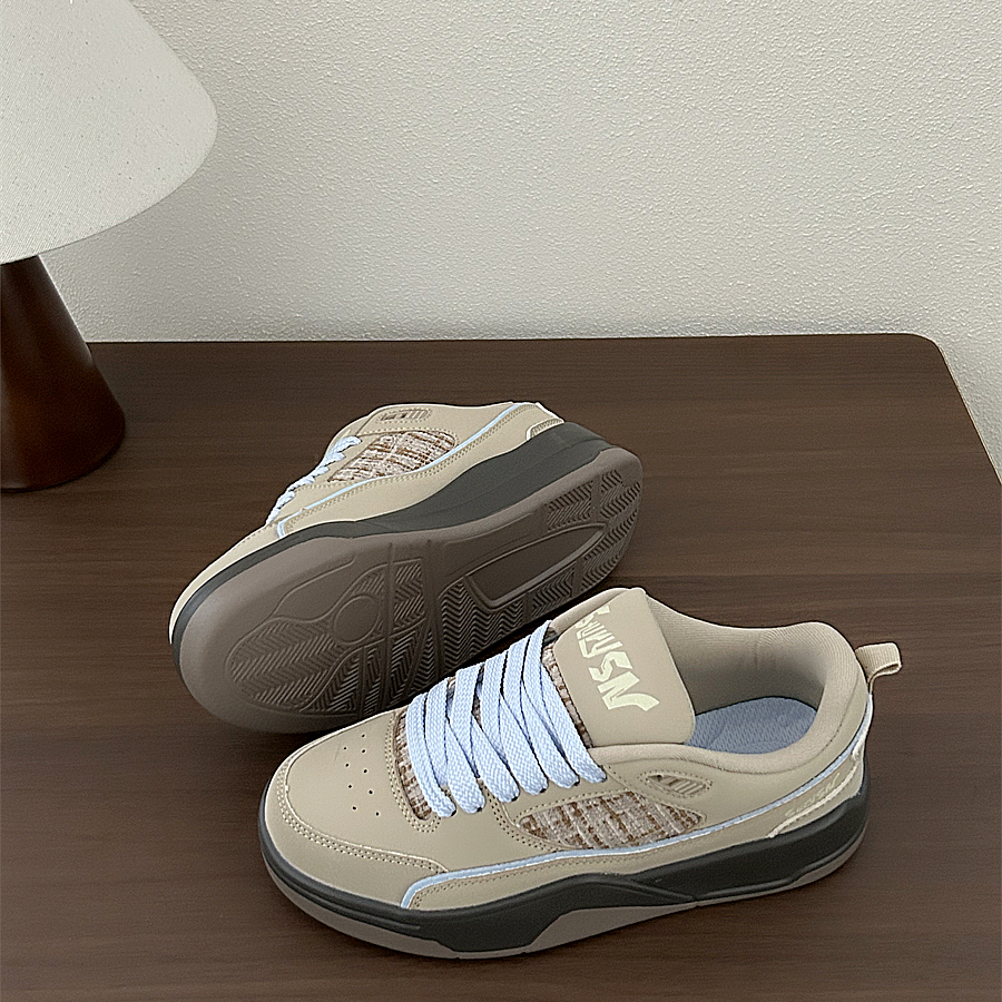 复古浅卡轻便小众休闲运动鞋女鞋子2025年冬季舒适百搭板鞋