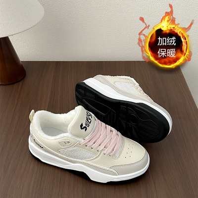 2025年冬季米色加绒保暖棉鞋女鞋ins潮轻便休闲运动鞋百搭板鞋