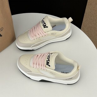 2026年春夏新款轻便百搭休闲运动鞋女鞋子ins潮学生板鞋休闲鞋