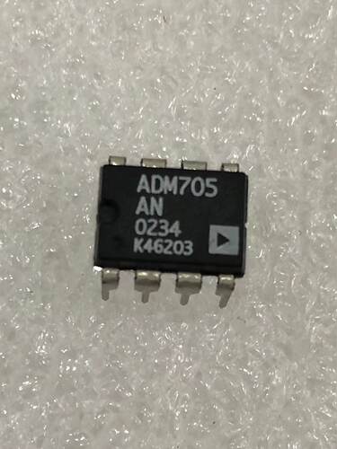 ADM705AN ADM705AN 现货全新原装DIP8脚监控器IC集成块芯片