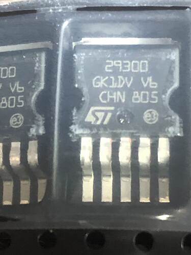 LD29300P2MTR  TO-263-5 原装现货