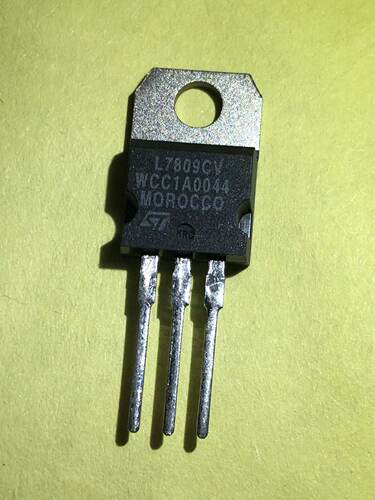 三端稳压管 L7809CV  TO-220  L7809CV 专业电子元器件一站式配单