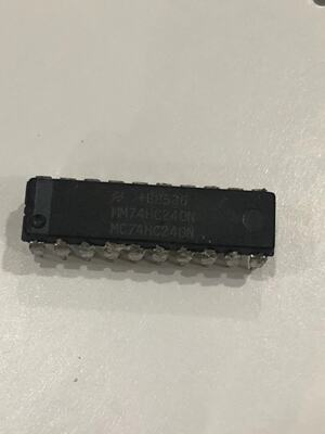 MC74HC240N DIP20 专业电子元器件一站式配单 MM74HC240N DIP20