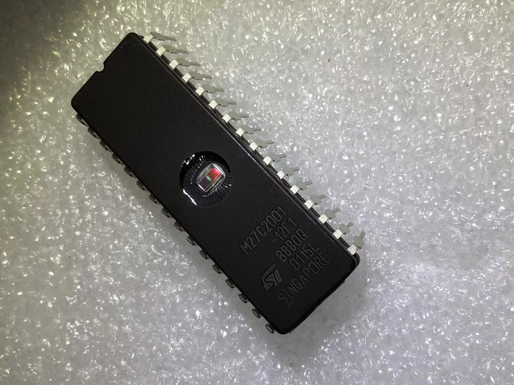 M27C2001-12F1  CDIP32 原装现货  M27C2001-12F1 质量保证