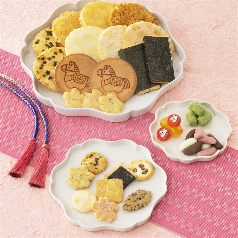 日本直邮小仓山庄干支福礼盒仙贝米饼糖果巧克力组合14种类共35袋