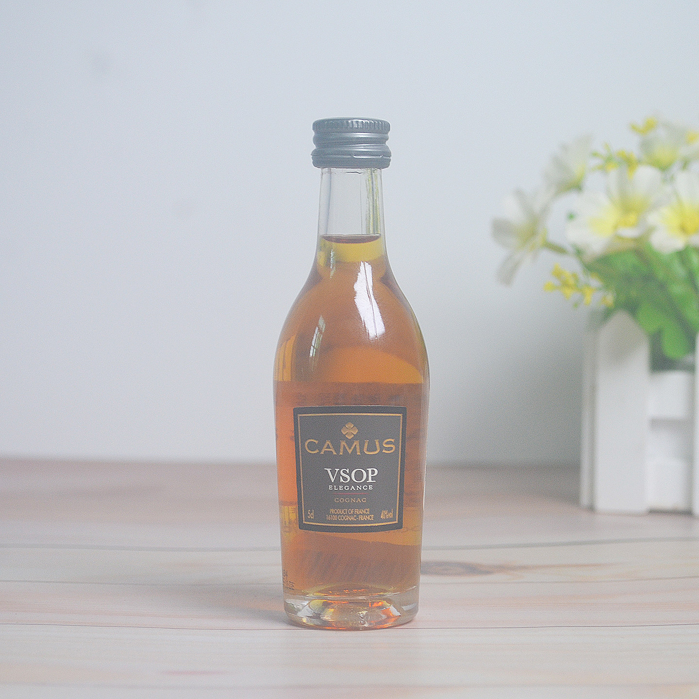 洋酒小酒版卡慕VSOP 50ml法国迷你小瓶洋酒版玻璃装饰摆设收藏