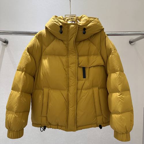 02  2025新款冬季女装时尚连帽大码妈妈装保暖50白鸭绒羽绒服