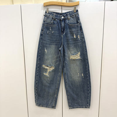 佐伊娜S92027欧洲站26春时尚百搭设计感破洞大口袋弯刀显瘦牛仔裤