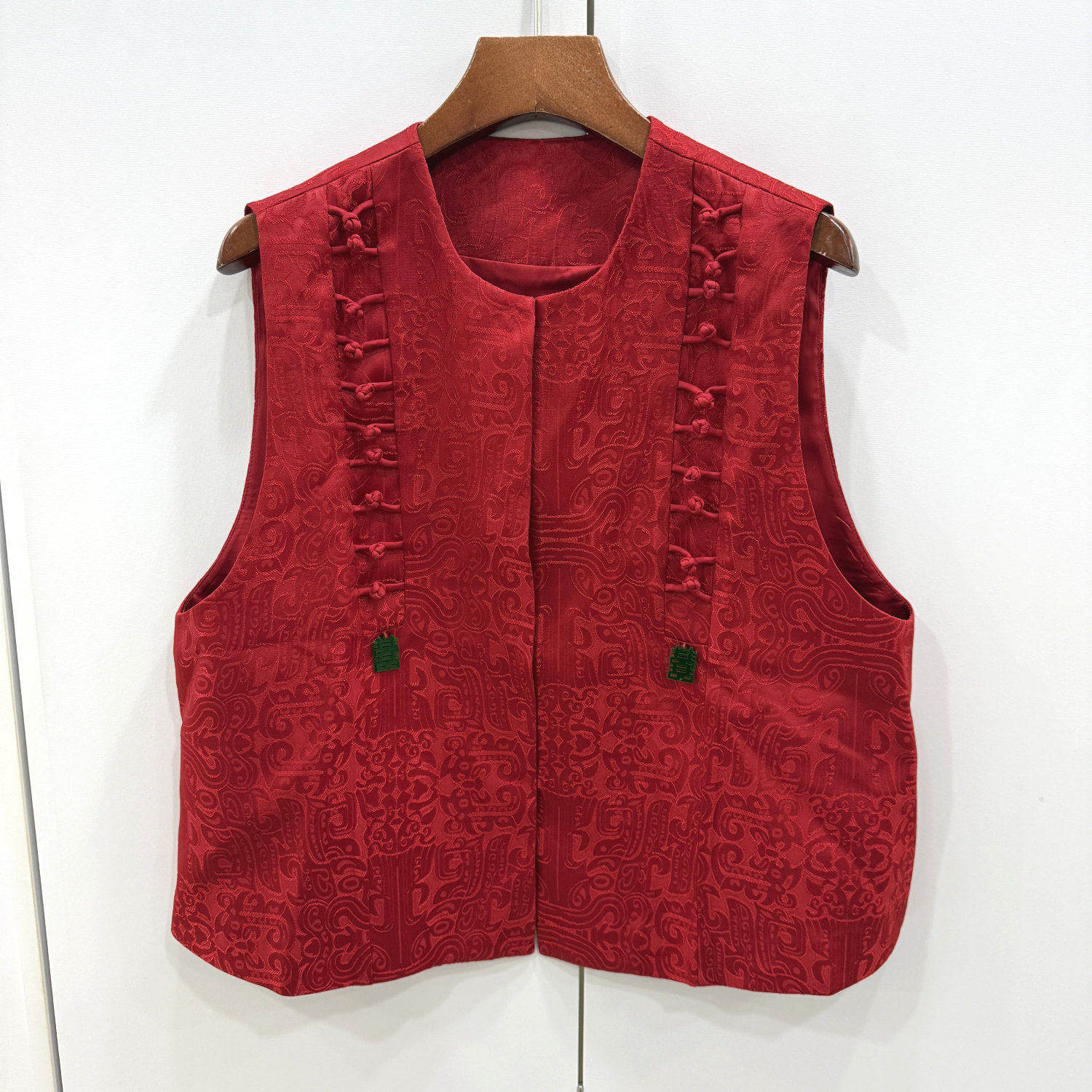 JD753欧洲站2026胸前多盘扣设计感复古人丝提花百搭国风马甲外套,女装/女士精品,上衣,淘宝优惠券,粉丝福利购,淘宝优惠卷