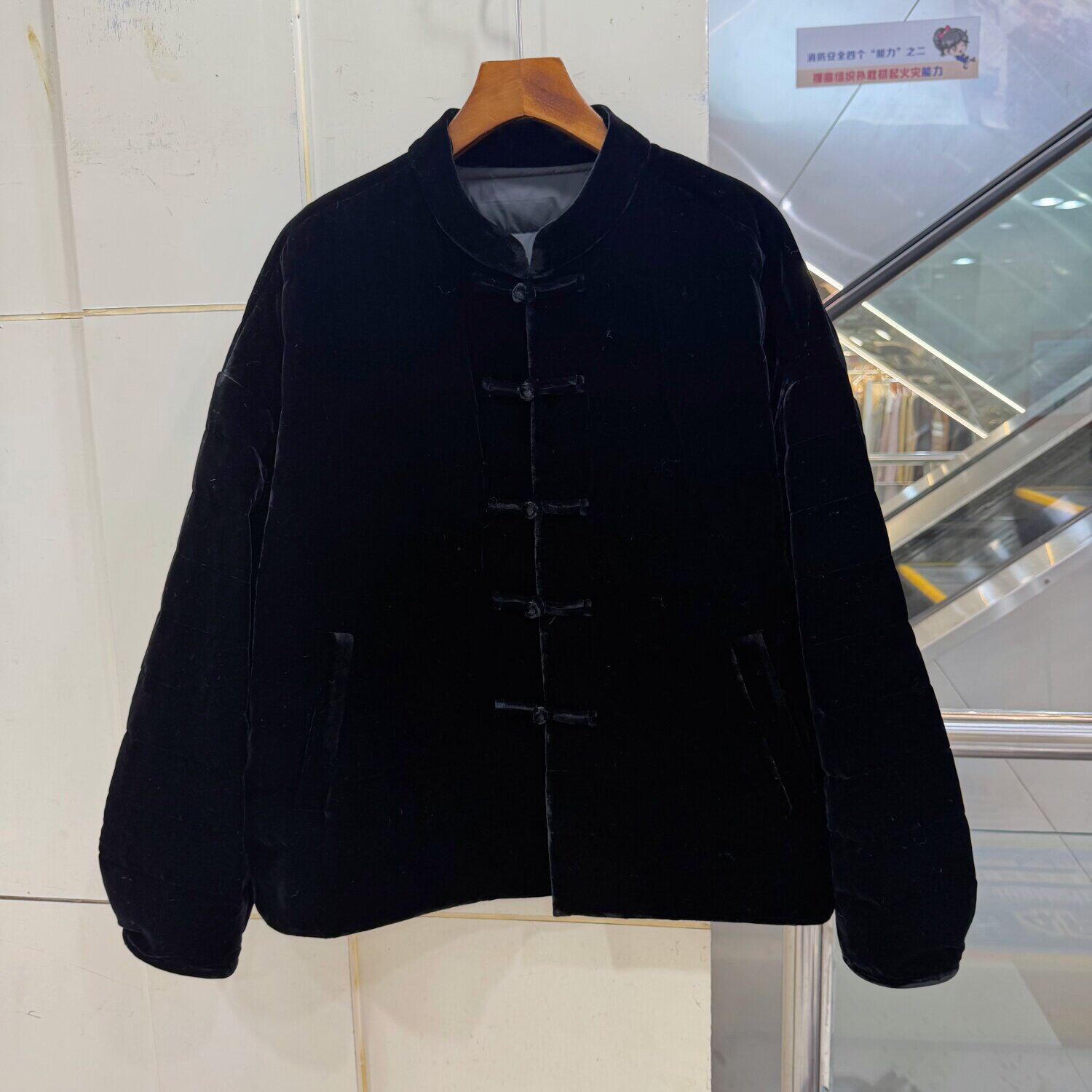76331 单排盘扣立领国风高端短装丝绒鹅绒羽绒服欧货2026冬装女