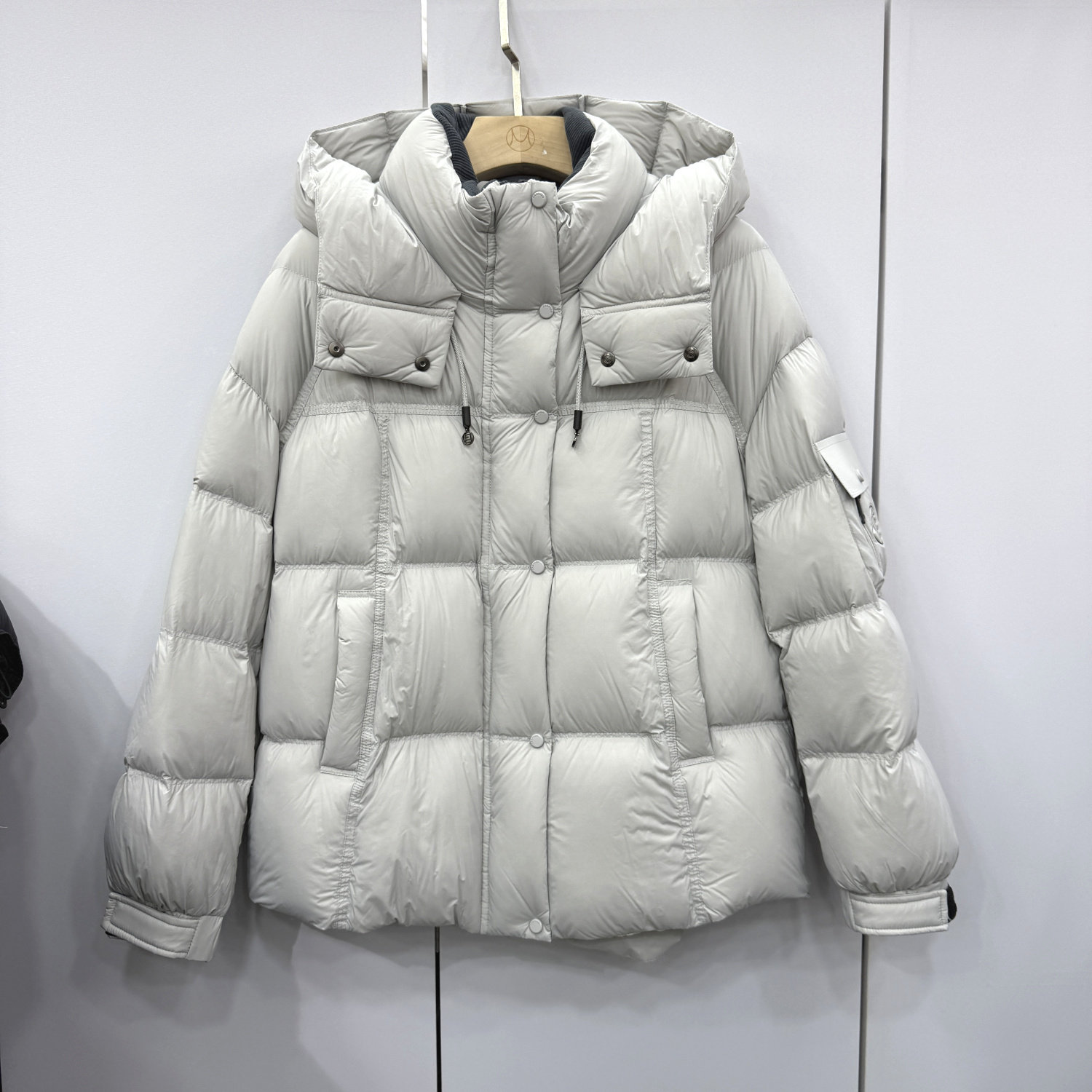 PH628欧洲站2025新款时尚连帽云朵泡芙加厚面包白鸭绒羽绒服外套