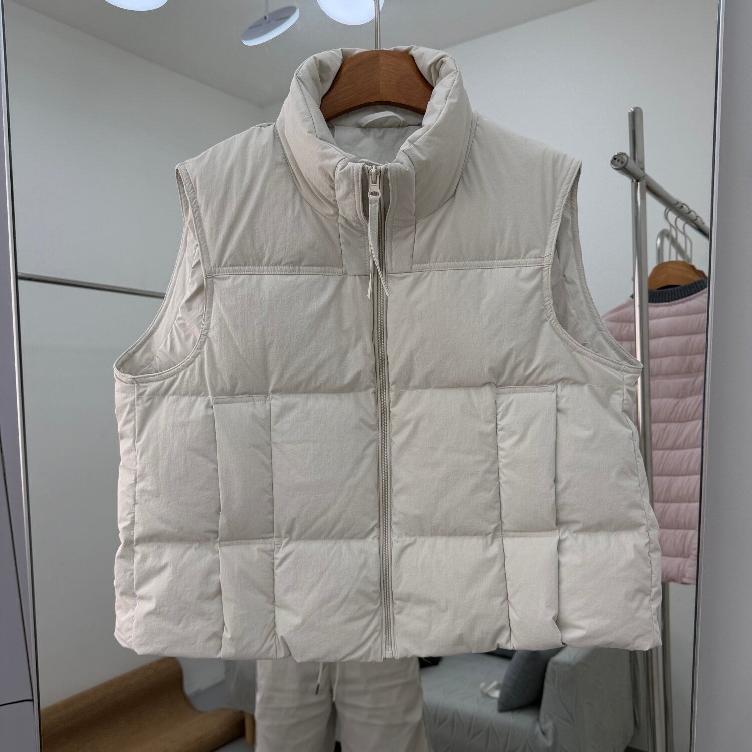 2605欧货立领95白鸭绒羽绒马甲女短款宽松百搭减龄短款保暖外套冬