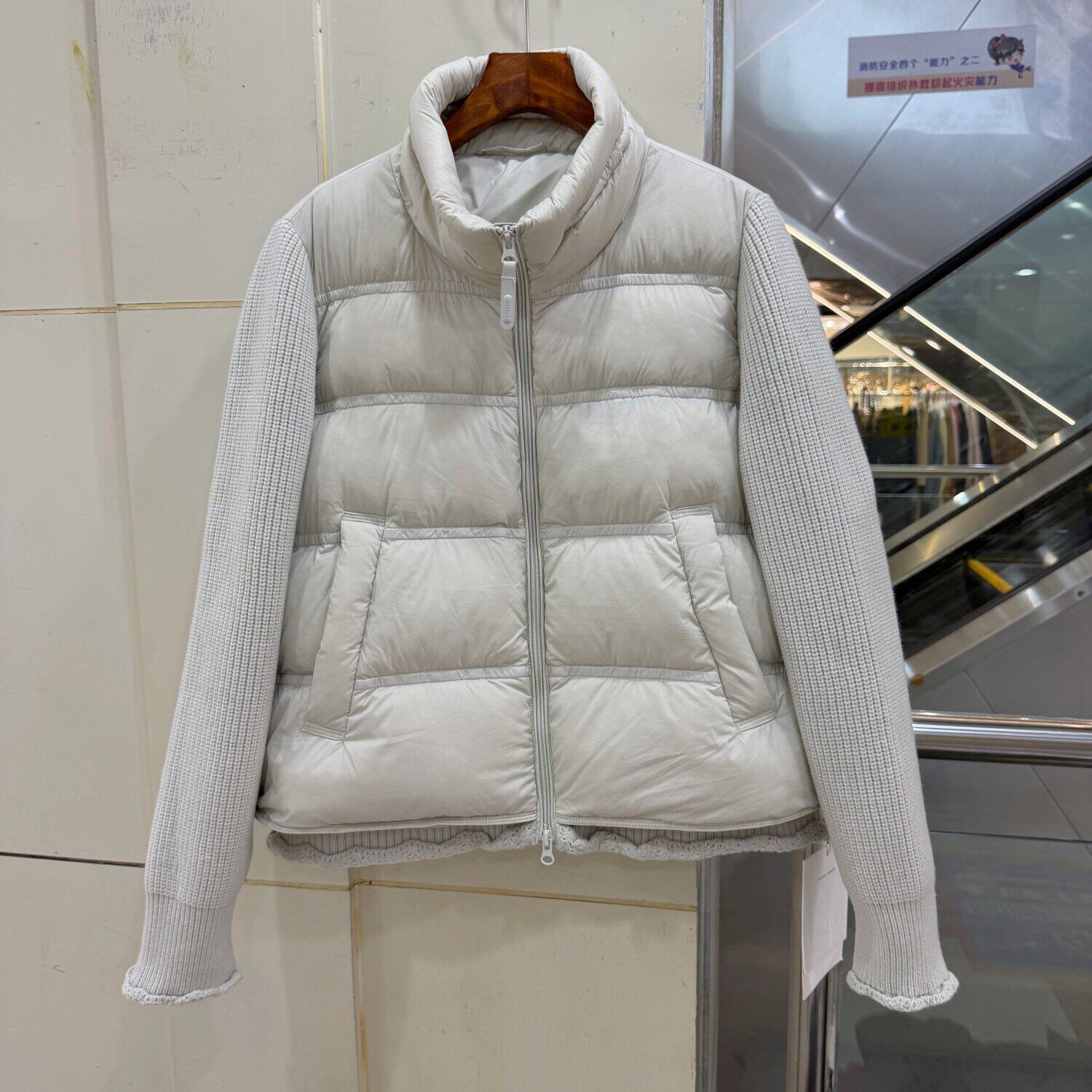 6536 时尚毛线针织拼接袖双拉链抽绳立领休闲减龄短装羽绒服冬装