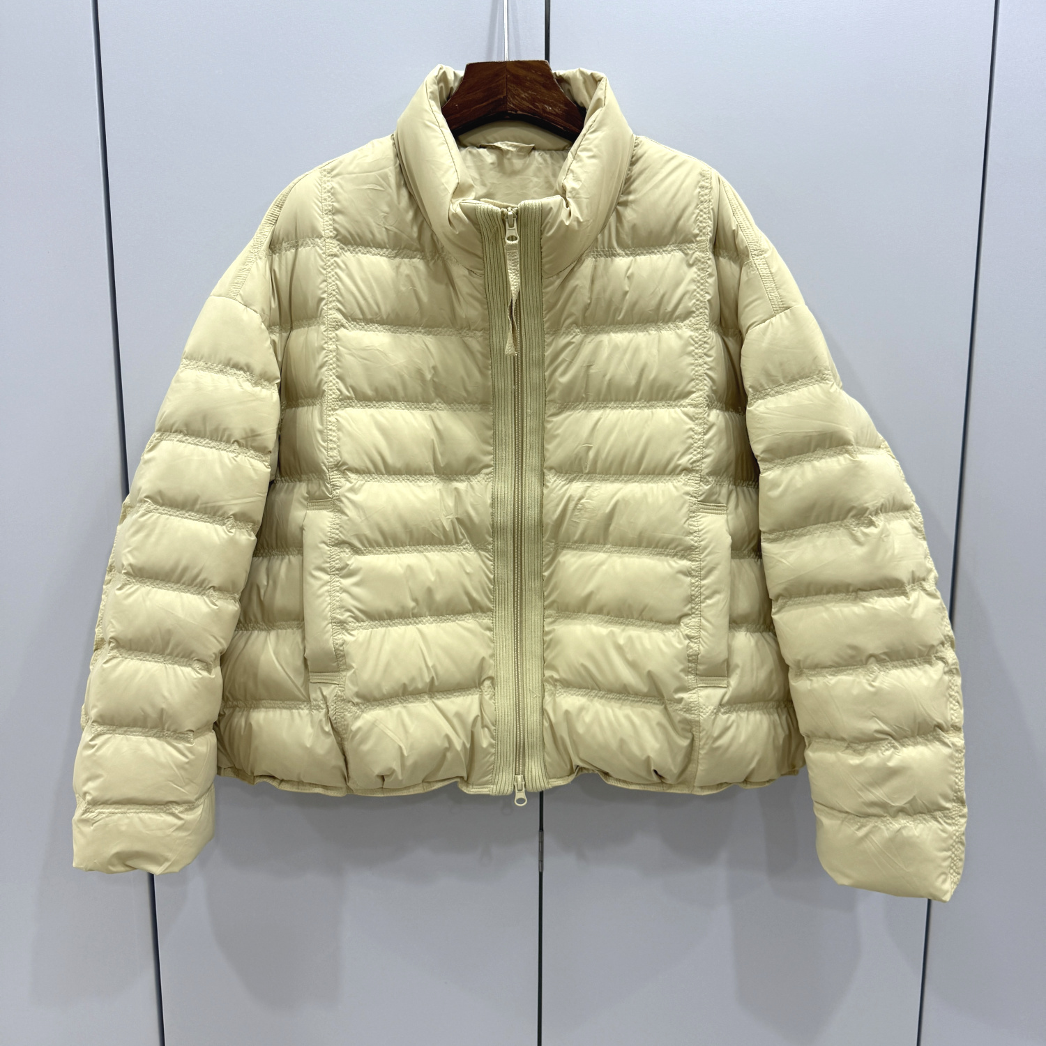 2N8518欧洲站2025冬时尚门禁拼针织双拉链立领休闲减龄鸭绒羽绒服