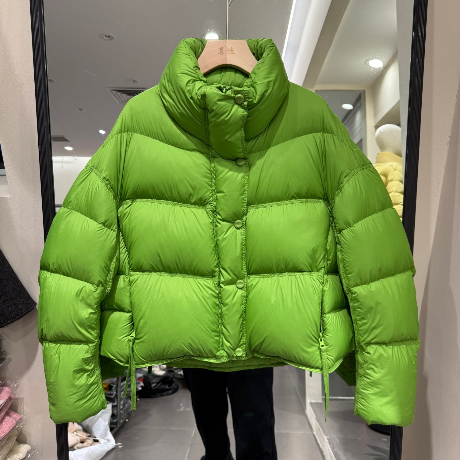 Y52039欧洲站25冬时尚立领泡芙小个子宽松加厚保暖短款羽绒服外套