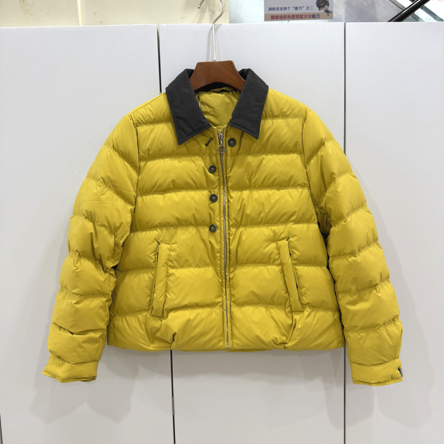 286086欧洲站2025冬撞色翻领拉链纽扣装饰百搭显瘦短装鸭绒羽绒服