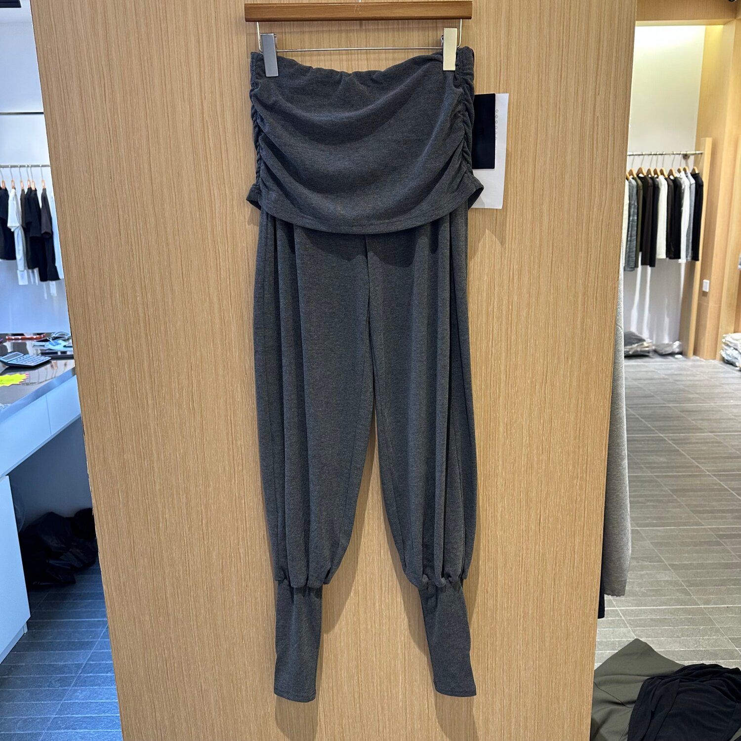 9W12382欧洲站时髦运动风堆堆腰束脚裤女宽松显瘦哈伦休闲裤26秋