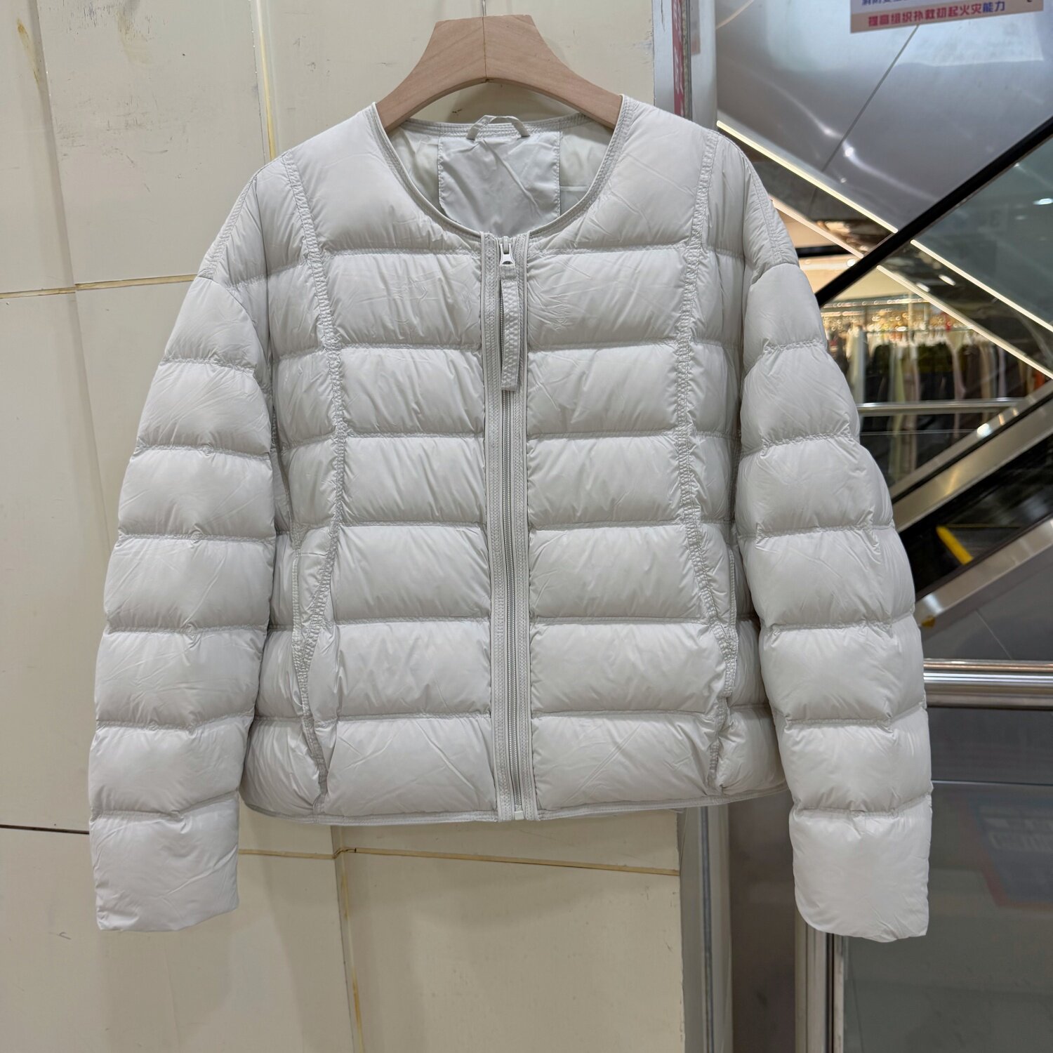 MZ16轻薄短款泡芙羽绒服女圆领拉链宽松显瘦90鸭绒百搭保暖外套冬