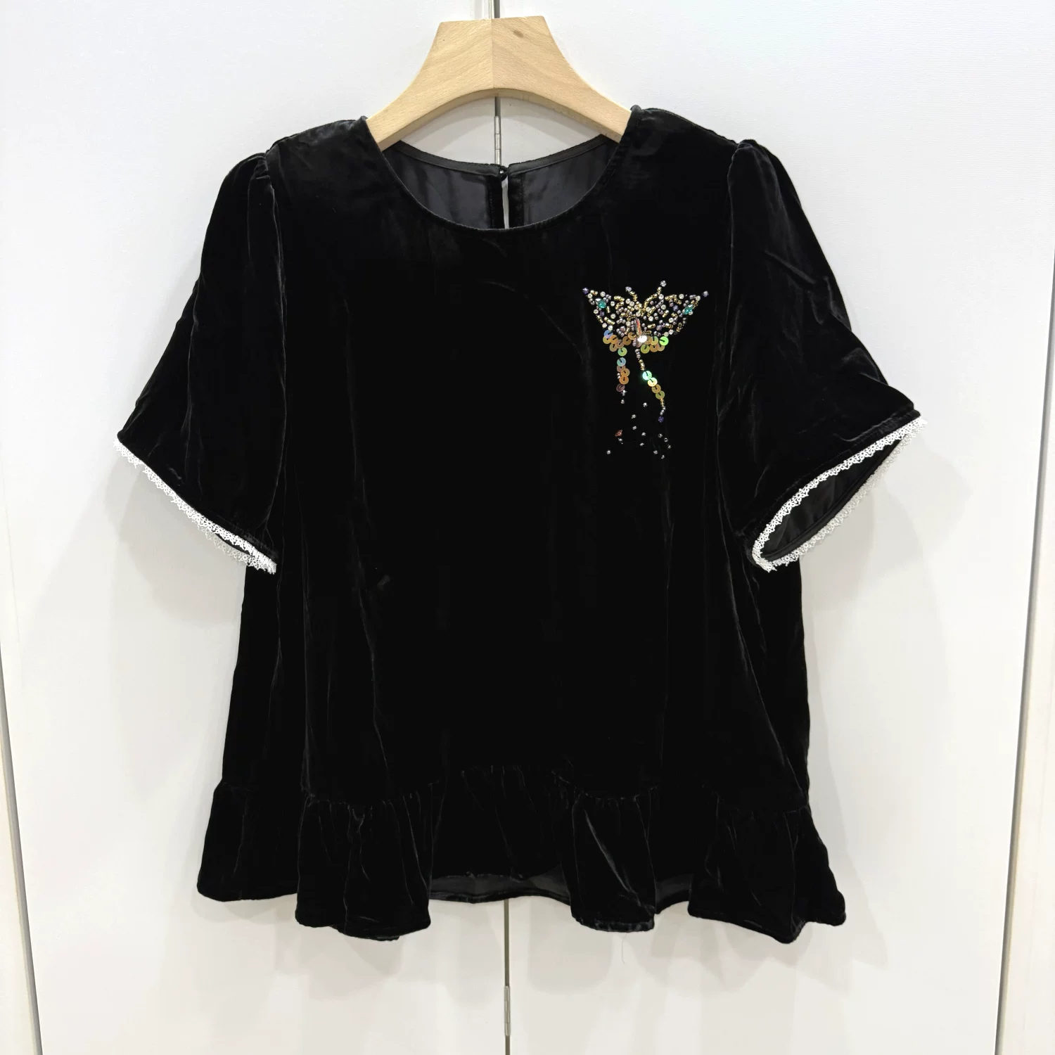 L69229 欧洲站彩色订钻刺绣蝴蝶蕾丝花边袖下荷叶边真丝丝绒小衫