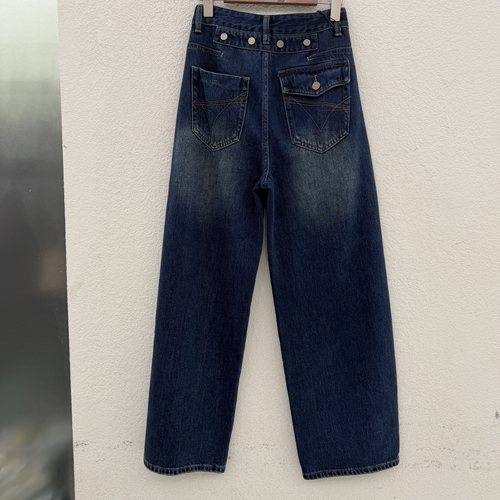 Q FASHION JEANS佐拿 芭度玄风61376显瘦牛仔长裤女皮牌弯刀裤