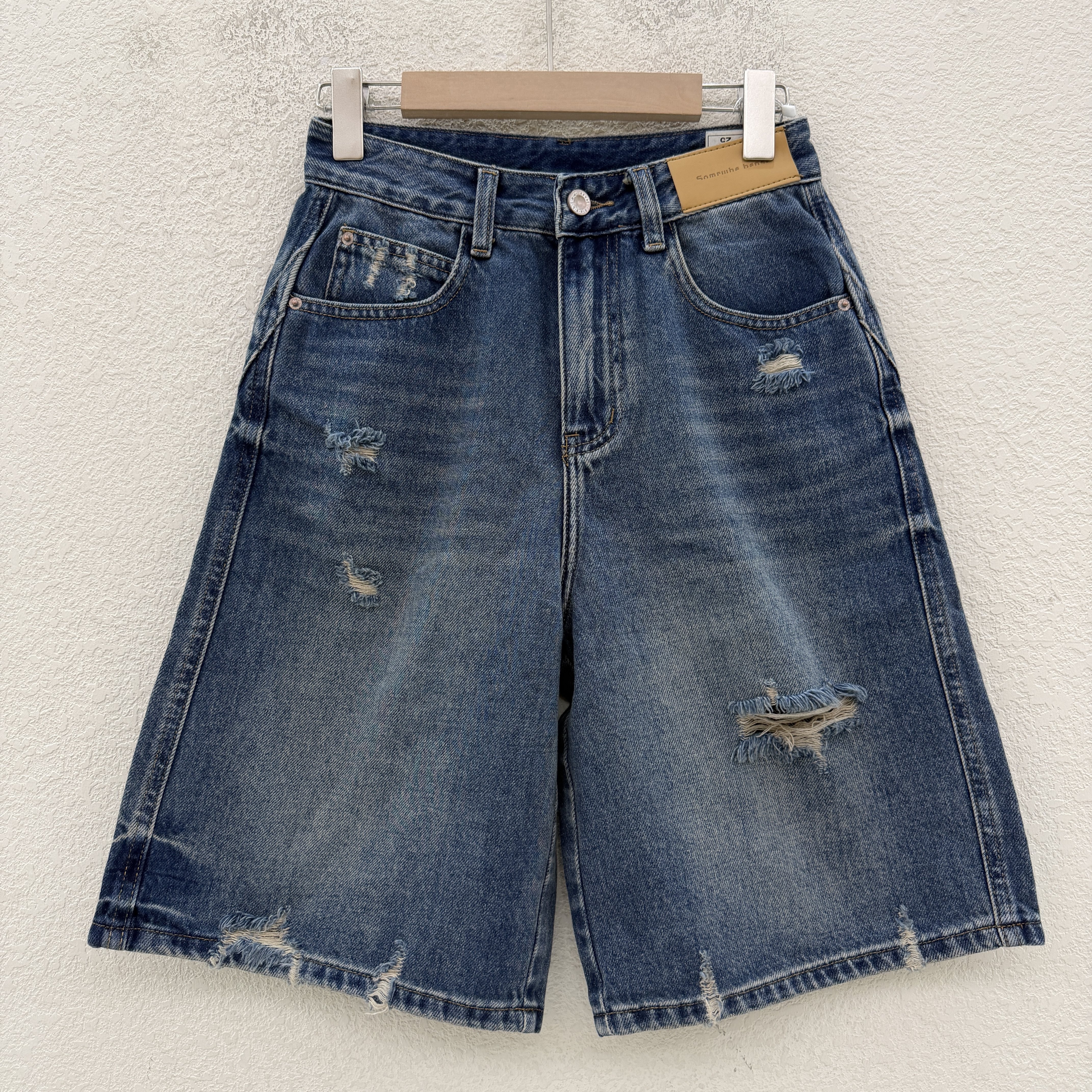 夏款欧货Q FASHION JEANS佐拿 芭度玄风9606牛仔裤女破洞裤五分裤