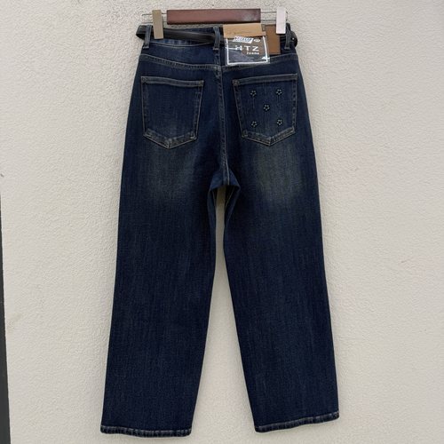 秋款JEANS红提子19118牛仔裤女高腰刺绣花朵九分烟管裤法棍裤2026