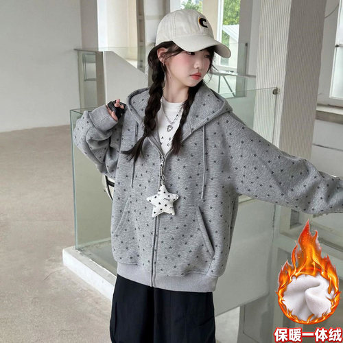 中大童百搭休闲潮款外套女童卫衣秋季新拉链加绒五角星公仔连帽女