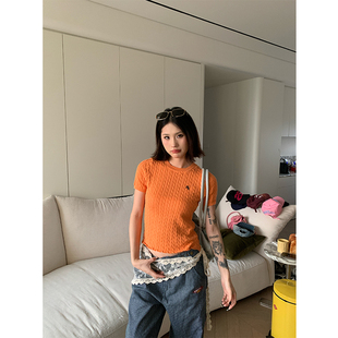 美式 显瘦慵懒短款 复古麻花纹刺绣针织衫 女修身 上衣 圆领短袖 JMJ