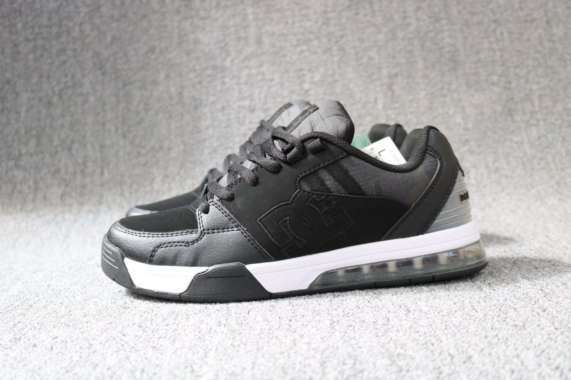 气垫款dvs面包鞋osiris d3滑板鞋es街舞鞋etnies小轮车globe板鞋