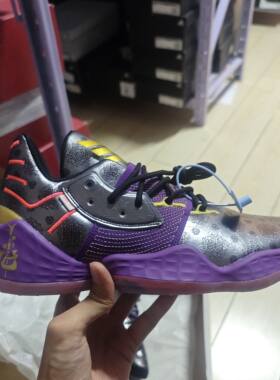 Adidas/阿迪达斯Harden Vol.4 五虎上将张飞低帮实战篮球鞋FW3884