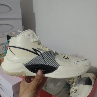 篮球鞋 LiNing李宁 超轻2022 防滑耐磨减震舒适 米白色ABAS027