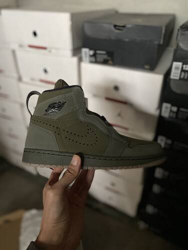 耐克Nike Air Jordan 1 High Zip AJ1军绿拉链高帮男鞋AR4833-300