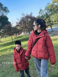 不一样的亲子装冬季红色棉袄加厚面包服一家三口小众高端羽绒棉衣