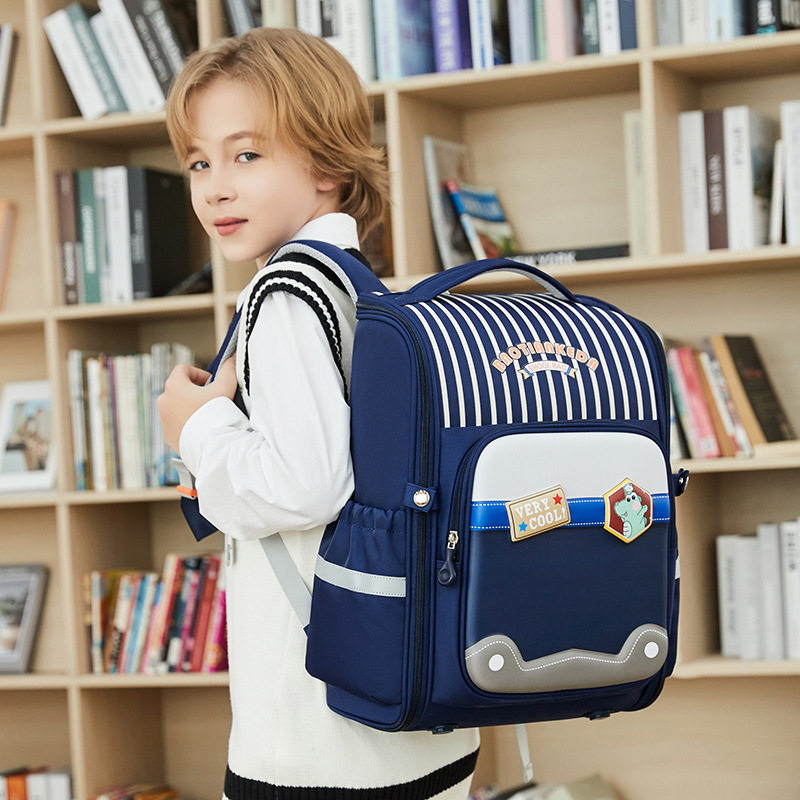 奇宜安奇宜安新款小学生太空书包