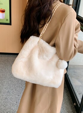 秋冬季大容量通勤单肩毛绒托特包包女2025新款百搭斜挎链条毛毛包