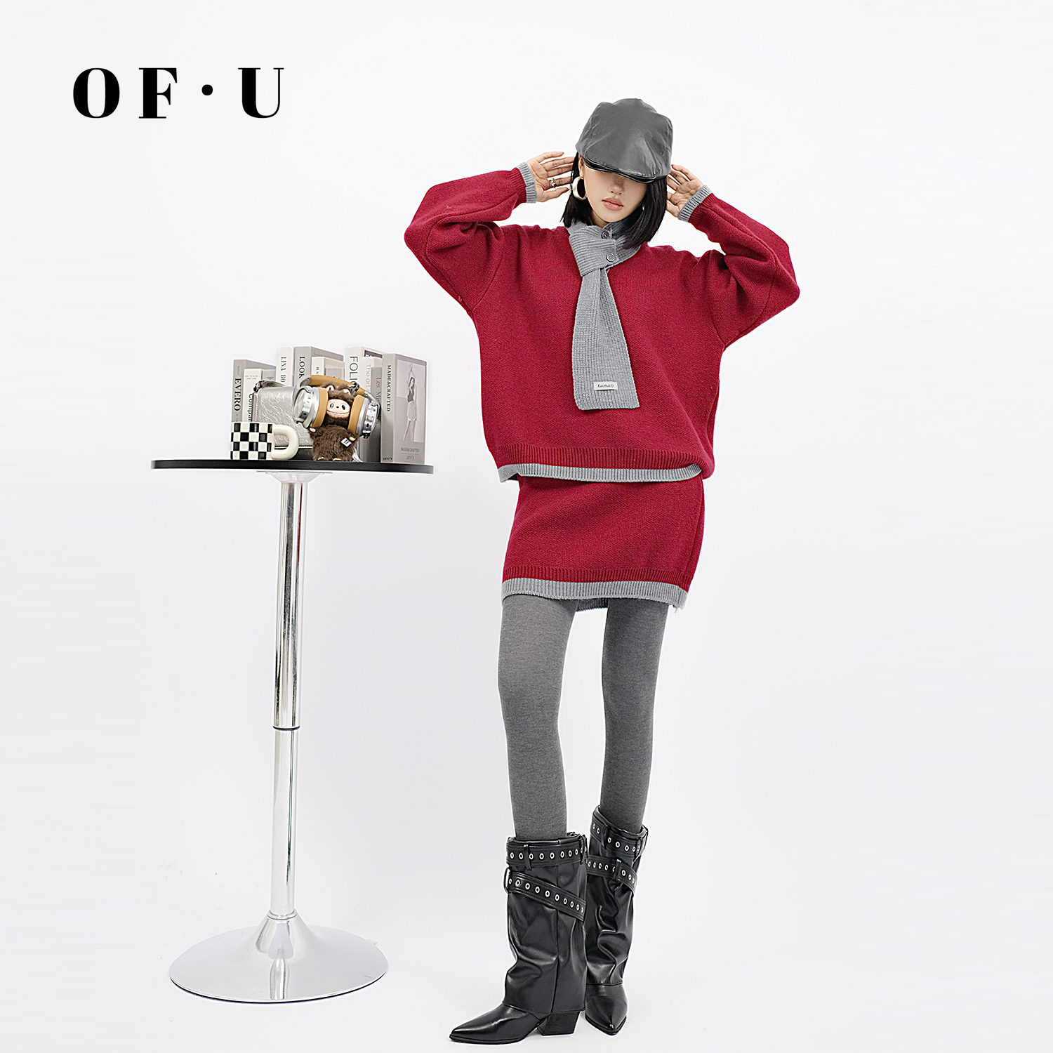 圣诞红色毛衣围脖包臀短裙三件套