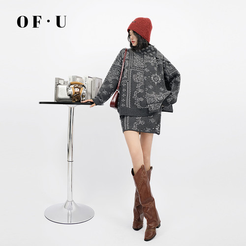 复古图腾针织衫围脖短裙三件套女