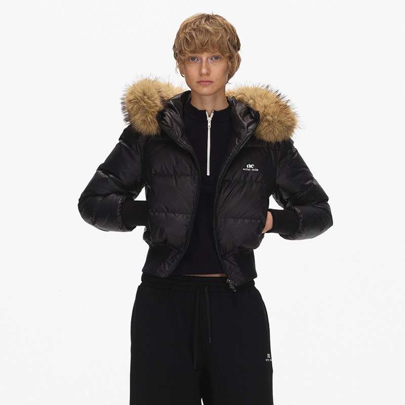 ECHOADE轻盈保暖 摩登短款重塑腰线修身A型毛领羽绒服