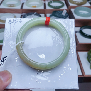 黄白老玉56.6口戴半年后还会来直播间油及了