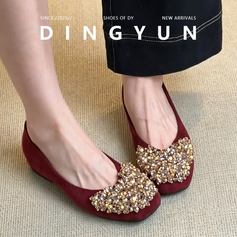 秋冬上新~!百搭红色方头单鞋女图片