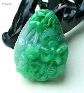 正品天然翡翠A货老坑种翡翠 精雕熊猫竹子吊坠 配鉴定证书
