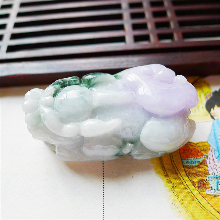 天然翡翠A货老坑种精美水润三彩如意貔貅吊坠配证书